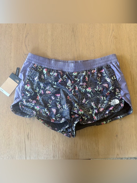 The North Face Pants - The North Face Hydrenaline WindWall Shorts NWT Women’s XL Floral
